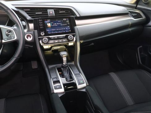 Used 2019 Honda Civic EX image 11