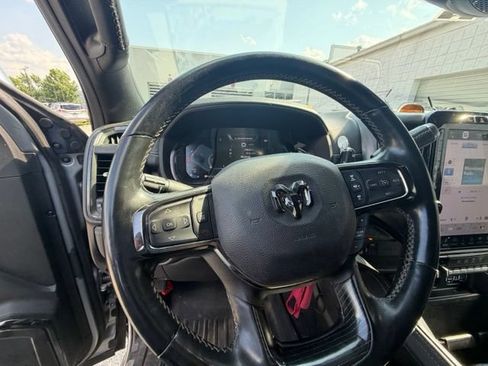 Used 2024 RAM 2500 Limited AWD/4WD image 28
