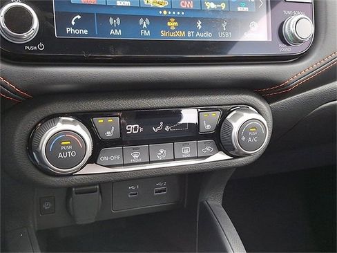 New 2025 Nissan Versa SR w/ Trunk Package image 35