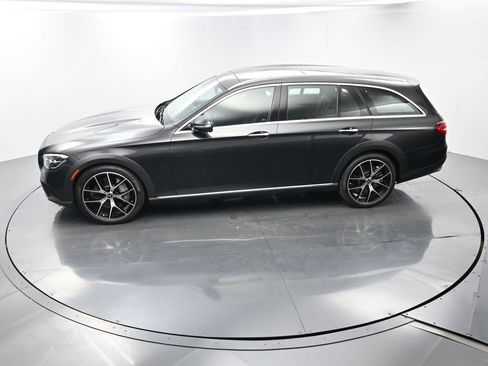 Used 2023 Mercedes-Benz E 450 4MATIC All-Terrain Wagon image 31