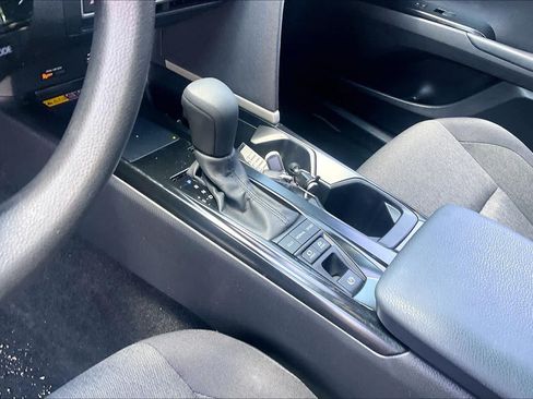 Used 2025 Toyota Camry LE FWD image 14