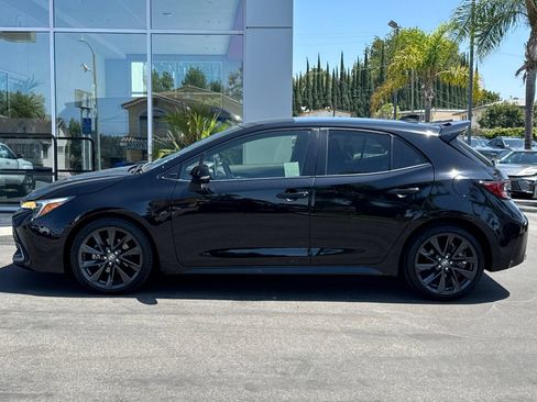 Used 2025 Toyota Corolla XSE FWD image 9