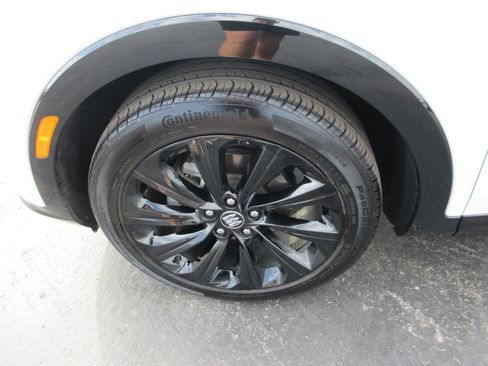 Used 2024 Buick Envista Sport Touring w/ Convenience I Package FWD image 14