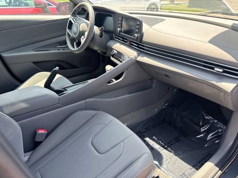 Certified 2026 Hyundai Elantra Sport FWD image 10