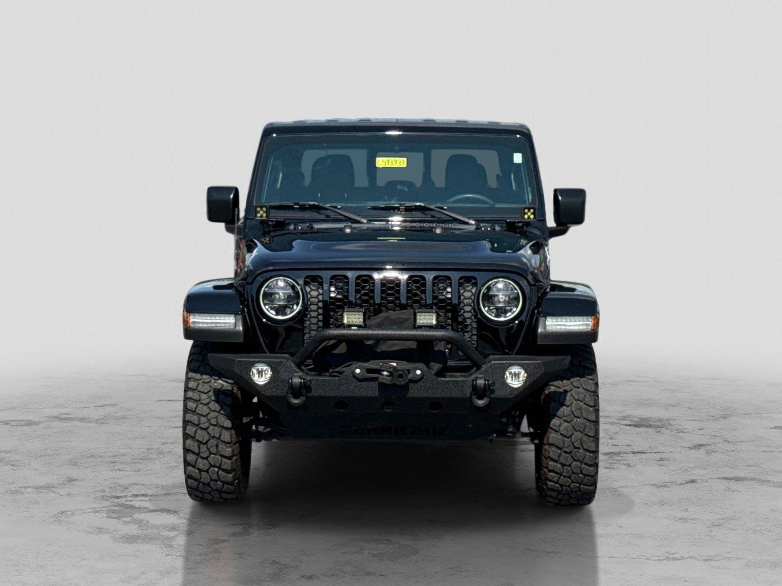 Certified 2023 Jeep Gladiator Sport AWD/4WD image 2