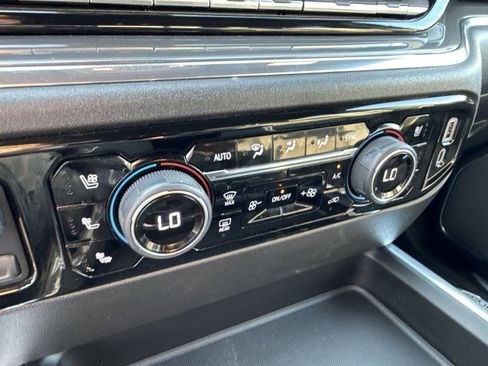 Certified 2024 Chevrolet Silverado 3500 High Country w/ High Country Premium Package image 9