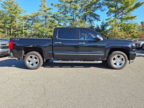 Used 2018 Chevrolet Silverado 1500 LTZ Z71 w/ LTZ Plus Package image 7