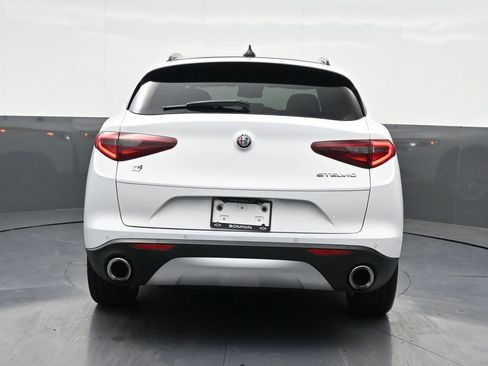 Used 2019 Alfa Romeo Stelvio Ti Sport w/ Quick Order Package 22S Sport image 4