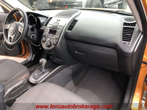 Used 2011 Kia Soul + w/ Audio Pkg FWD image 22