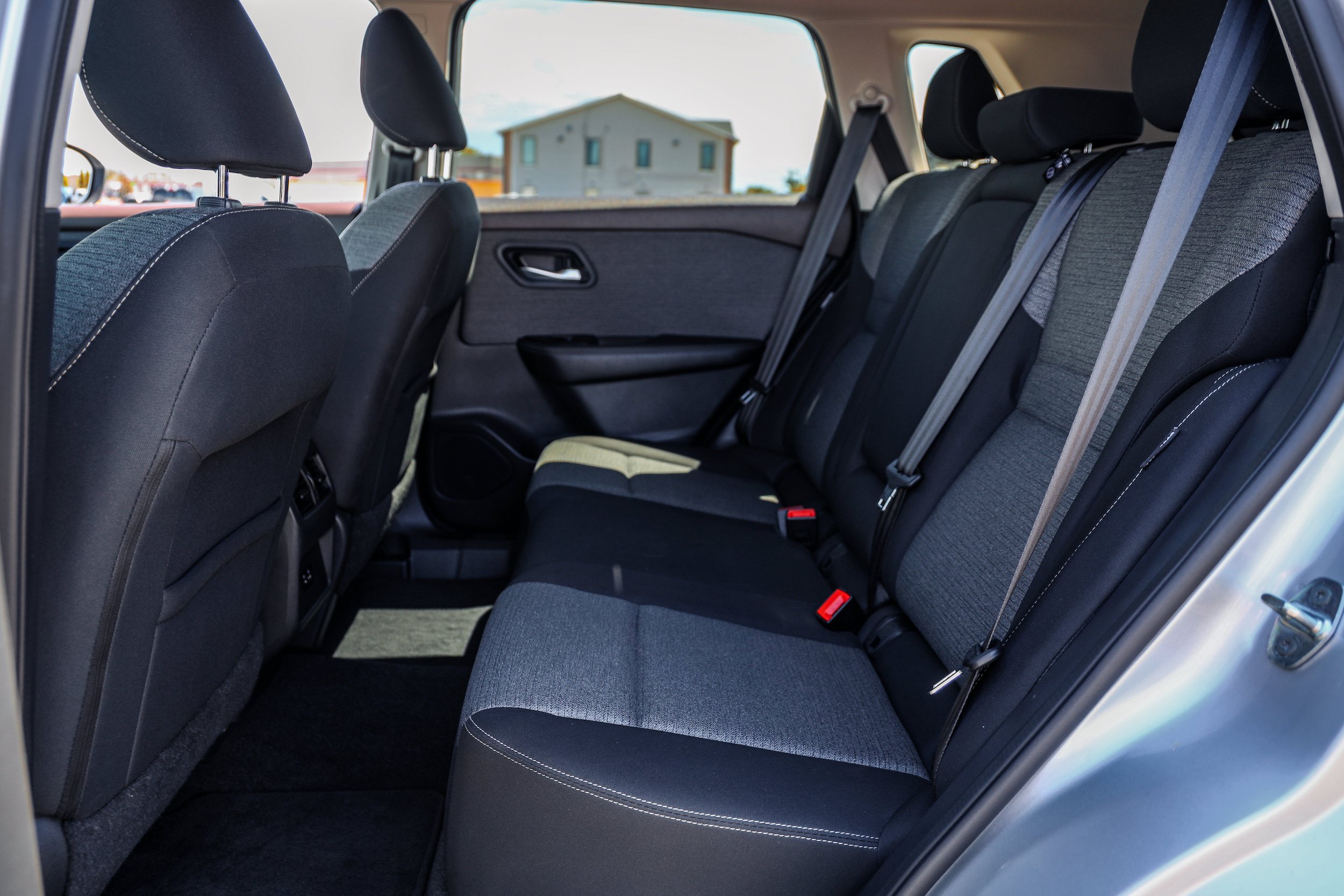 Used 2022 Nissan Rogue SV AWD/4WD image 14