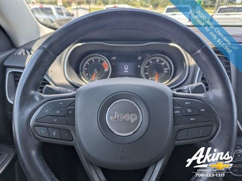 Used 2020 Jeep Cherokee Trailhawk w/ Comfort/Convenience Group AWD/4WD image 28