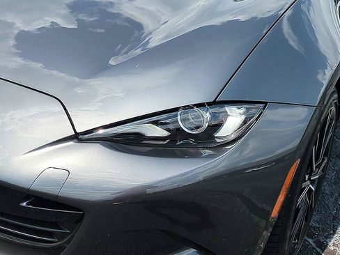 New 2026 MAZDA MX-5 Miata RF Grand Touring RWD image 9