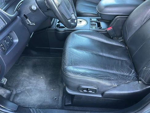 Used 2007 Mitsubishi Endeavor SE image 3