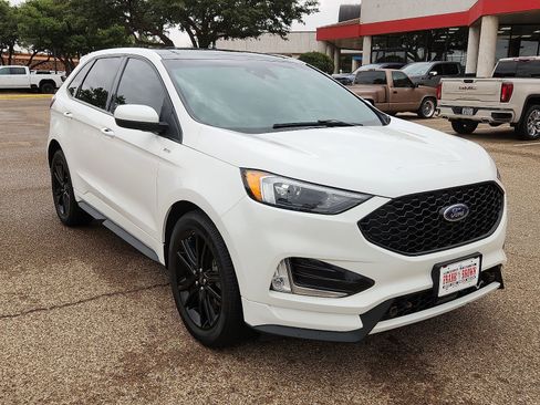 Used 2022 Ford Edge ST-Line AWD/4WD image 6