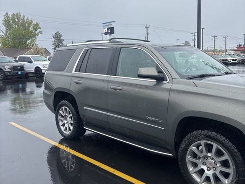 Used 2018 GMC Yukon Denali w/ Open Road Package AWD/4WD image 3