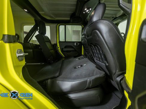 Used 2023 Jeep Wrangler Unlimited Rubicon 392 w/ Xtreme Recon 35" Tire Package AWD/4WD image 36