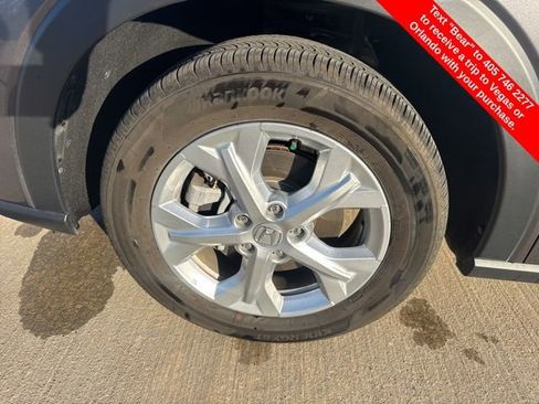 Used 2025 Honda HR-V LX image 9