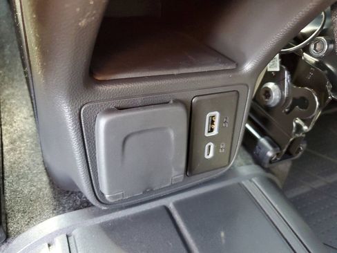 New 2026 Chevrolet TrailBlazer LT w/ Convenience Package AWD/4WD image 17
