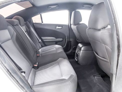 Used 2022 Dodge Charger SXT RWD image 33