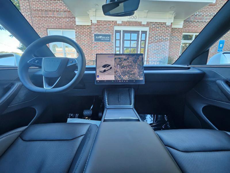 Used 2026 Tesla Model Y AWD image 41