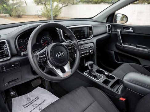 Used 2021 Kia Sportage LX FWD image 9