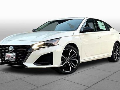 Certified 2025 Nissan Altima 2.5 SR