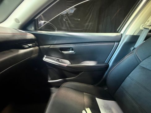 Used 2024 Nissan Sentra SR image 16