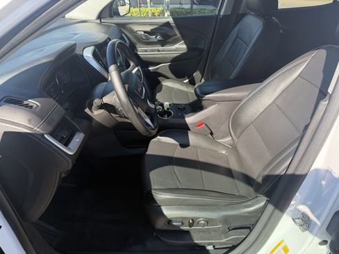 Used 2024 GMC Terrain SLT FWD image 20