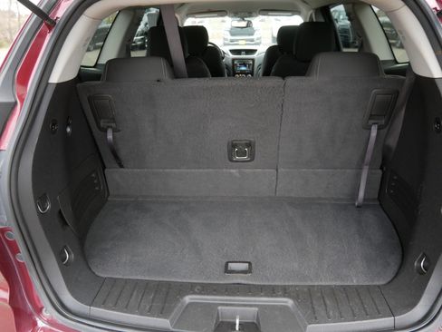 Used 2015 Chevrolet Traverse LT image 20