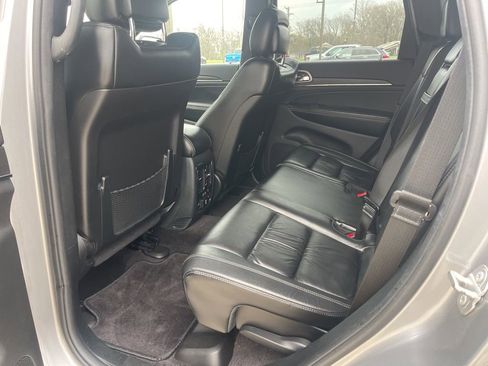 Used 2016 Jeep Grand Cherokee Limited w/ Trailer Tow Group IV image 10