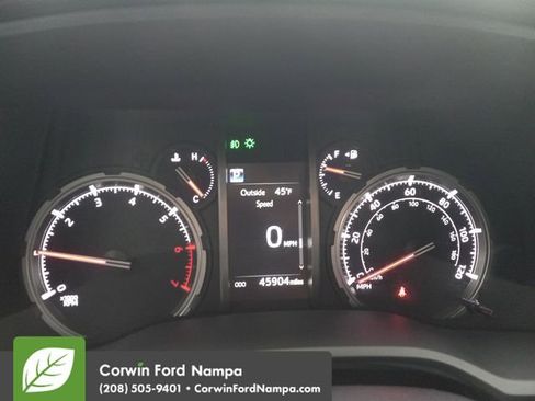 Used 2022 Toyota 4Runner TRD Off-Road Premium image 15