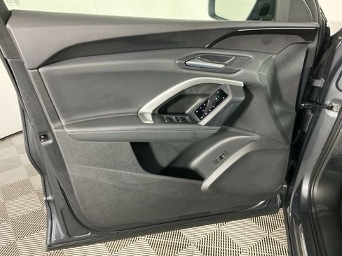 Used 2025 Audi Q5 Premium w/ 19" Wheel Package image 18