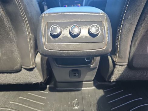 Used 2017 Buick Enclave Leather w/ Trailering Package FWD image 17