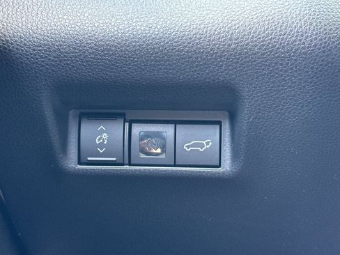 New 2026 Toyota RAV4 XSE AWD/4WD image 31