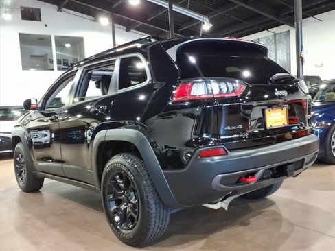 Certified 2022 Jeep Cherokee Trailhawk w/ Sun, Sound & Nav Group image 4