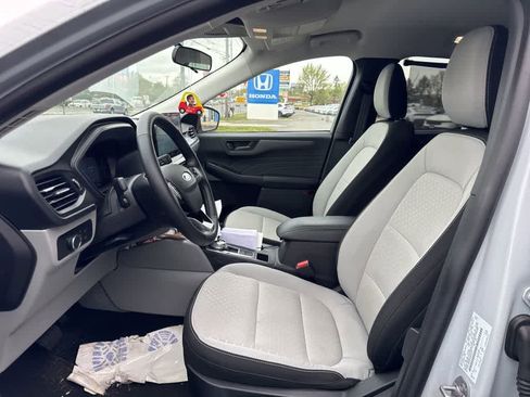 Used 2025 Ford Escape Active w/ Tech Pack #1 image 8