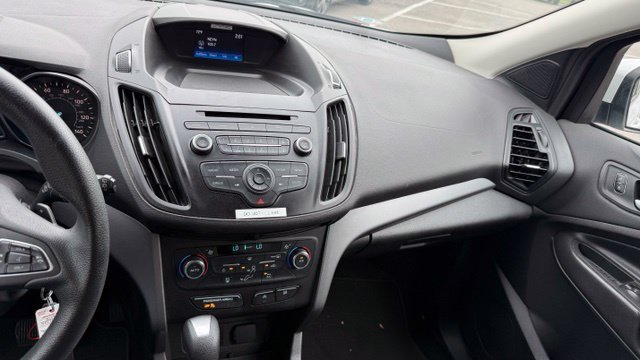 Used 2017 Ford Escape SE AWD/4WD image 26