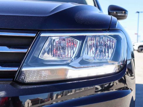 Used 2020 Volkswagen Tiguan S image 7