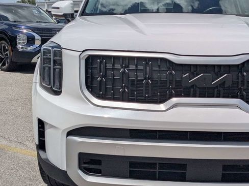 Used 2025 Kia Telluride S AWD/4WD image 8