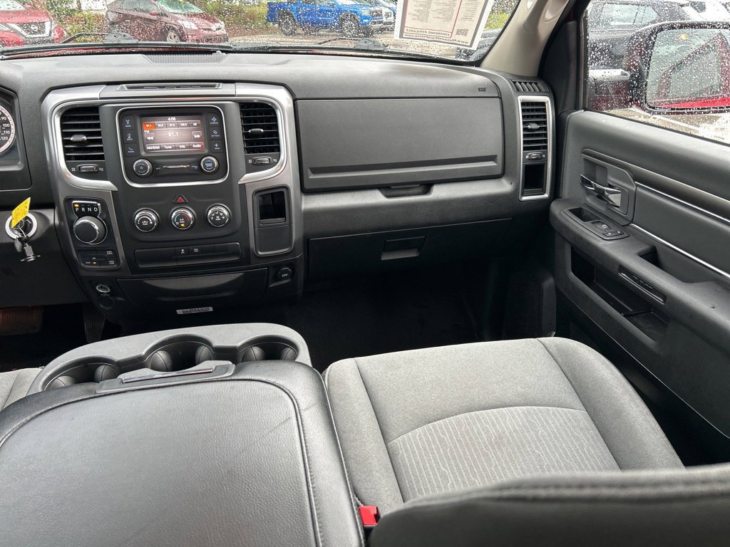 Used 2024 RAM 1500 Classic SLT AWD/4WD image 38