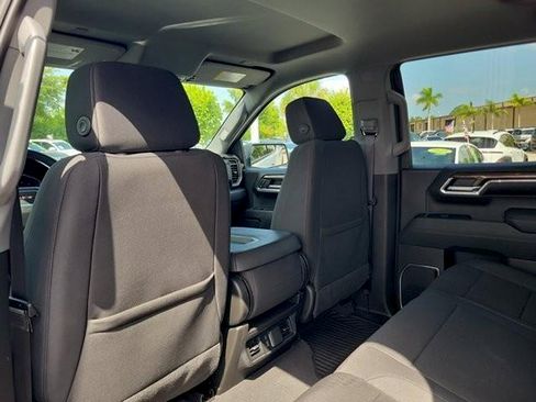 Used 2024 GMC Sierra 1500 Elevation AWD/4WD image 16