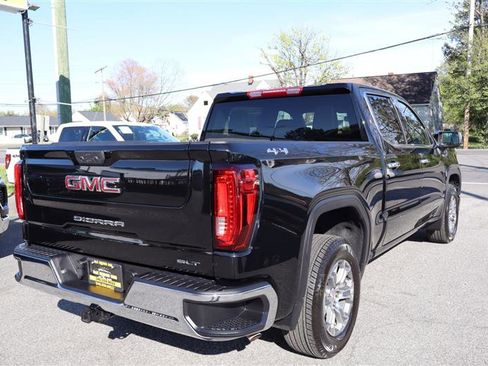 Used 2026 GMC Sierra 1500 SLT image 5