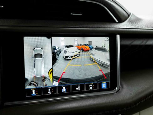 Used 2023 GMC Yukon XL Denali AWD/4WD image 61
