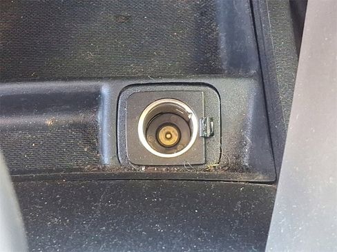 Used 2013 Ford Fusion SE image 25