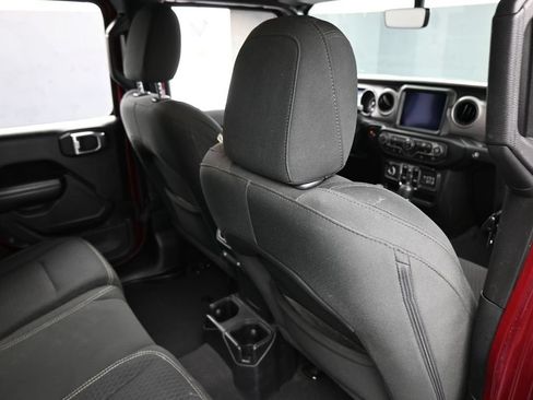 Used 2021 Jeep Wrangler Unlimited Sport AWD/4WD image 40