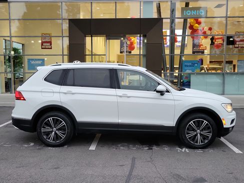 Used 2018 Volkswagen Tiguan SEL image 5