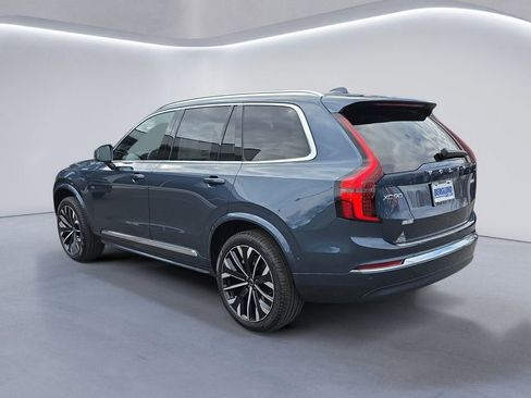 New 2026 Volvo XC90 B6 Plus w/ Protection Package Premier image 5