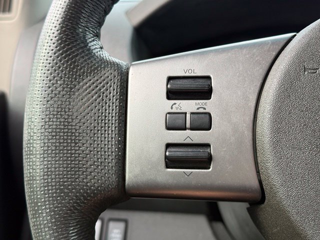Used 2010 Nissan Xterra Off-Road AWD/4WD image 23