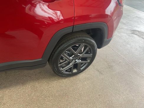 New 2026 Jeep Compass Limited image 5