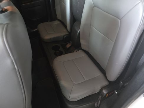 Used 2019 Chevrolet Colorado W/T w/ WT Convenience Package AWD/4WD image 11